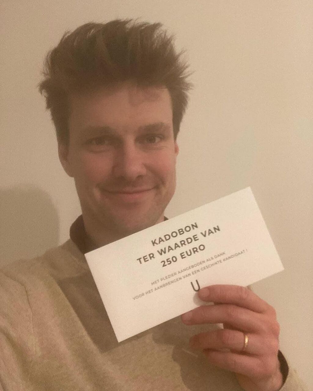 Benoit, dankjewel om ons een Master Bouwkunde door te geven die via Uma kon opstarten . Geniet van j