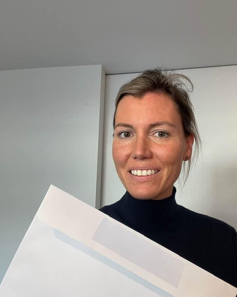 Leuk als je geholpen wordt door een ex-collega en dan 250 euro mag wegschenken :-). Stephanie, dankj