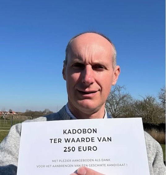 Bart, dankjewel om ons een goeie kandidate door te sturen die via Uma aan de slag ging! Geniet van j